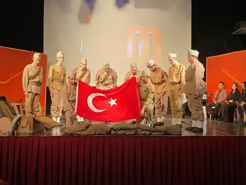 Çanakkale şehitleri Gölcük’te dualarla anıldı