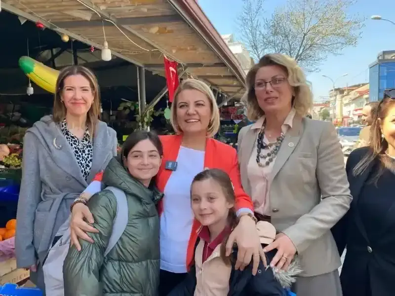 Hürriyet: Esnaflarımızın her zaman yanındayız