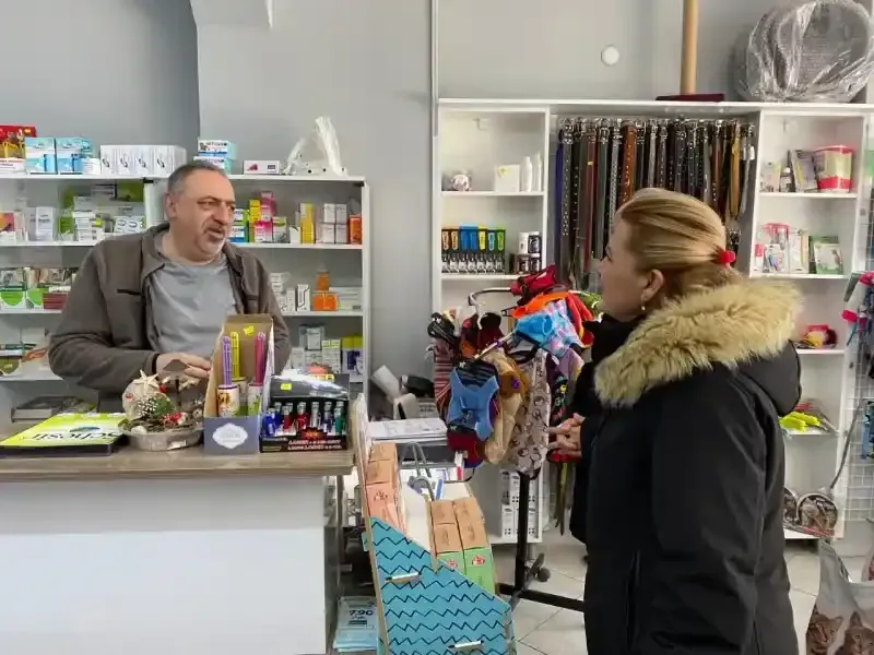 Başkan Hürriyet Kadıköy’de esnafı ziyaret etti