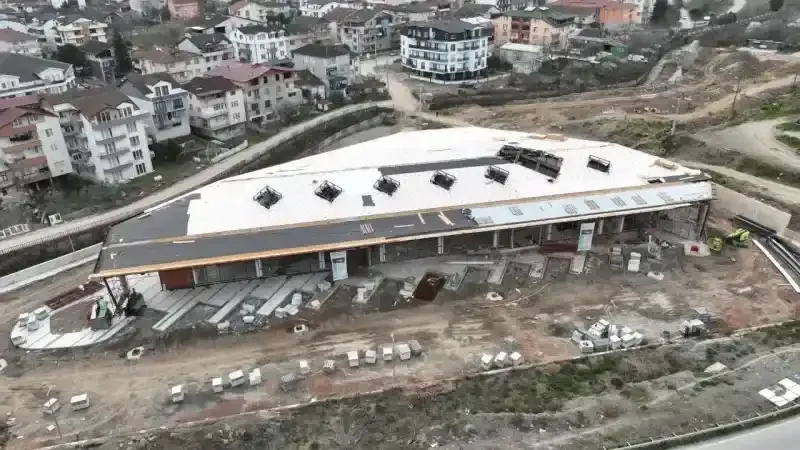Yeni Gölcük Terminali hızla devam ediyor