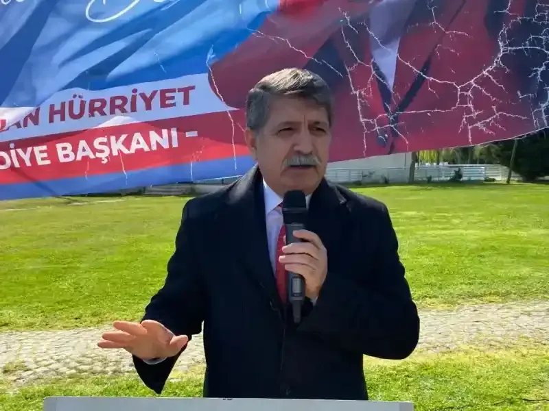Sarı: Büyükakın, Tutuş’u velisi gibi İzmit’in sokaklarında gezdiriyor