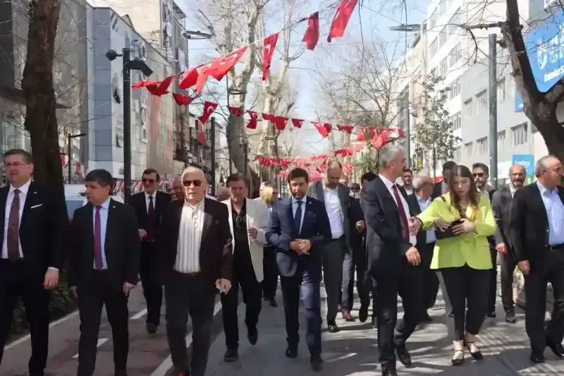 CHP'den seçim öncesi birlik görüntüsü; Bütün adaylarımız tek vücut
