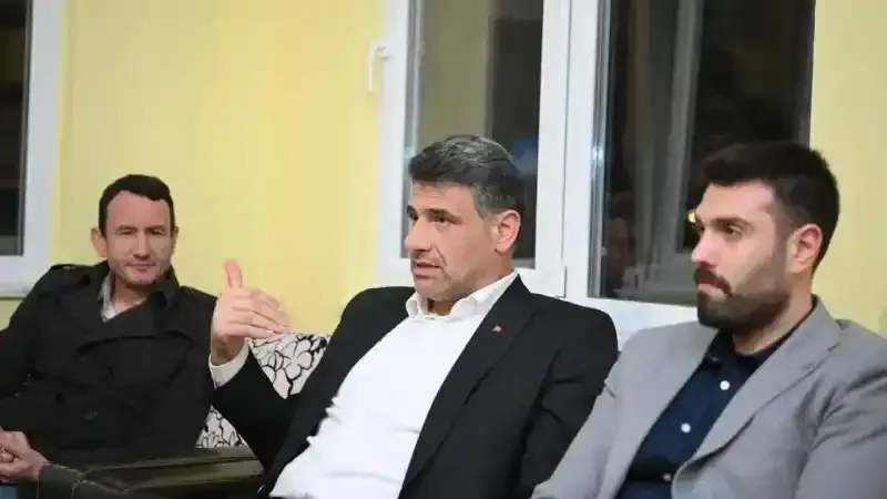 Kocaman’a gençlerden tam destek