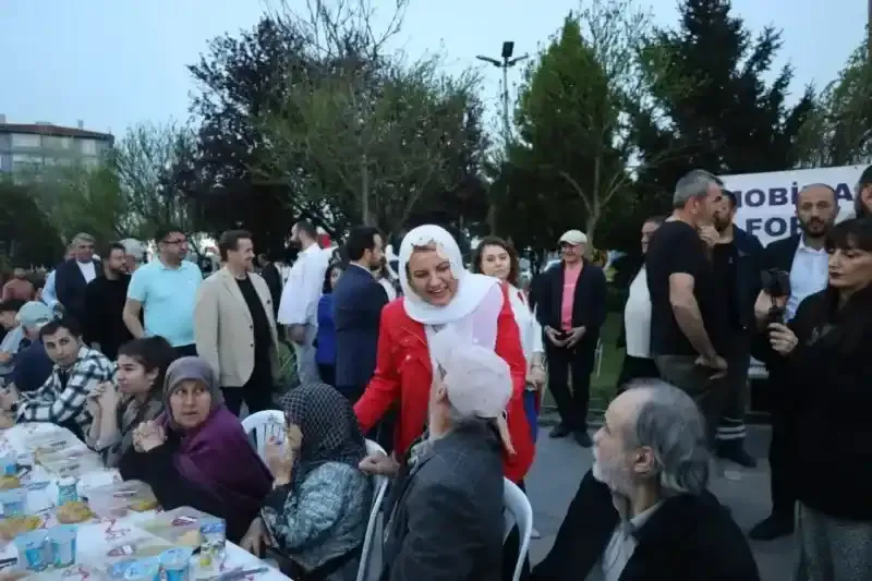 Başkan Hürriyet: Kimseyi ayırmadan yolumuza devam edeceğiz