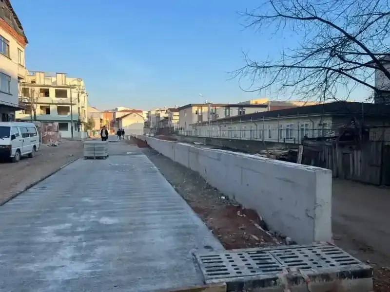 İzmit Belediyesi Mustafa Çalık Sokağı yarın açıyor