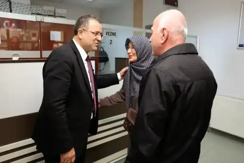 Başkan Gökçe çalışanların bayramını kutladı