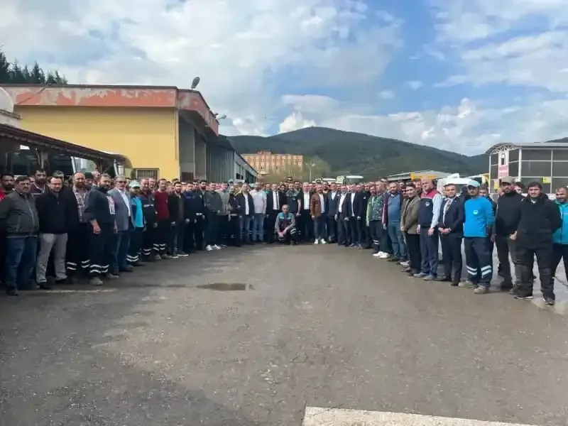 Başkan Gökçe çalışanların bayramını kutladı