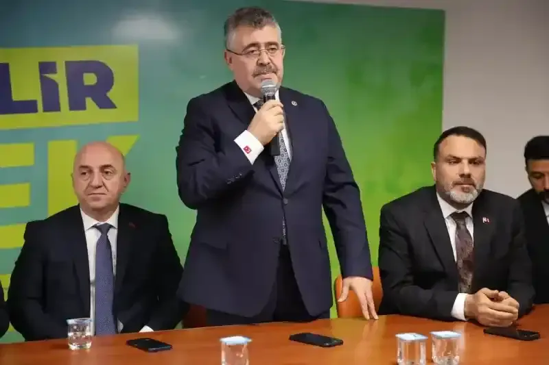AK Parti teşkilatlarında bayram coşkusu; “Durmak yok, çalışmaya devam”