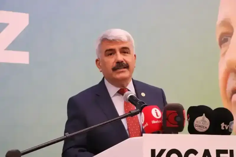 AK Parti Kocaeli teşkilatında “Buruk” bayramlaşma! 
