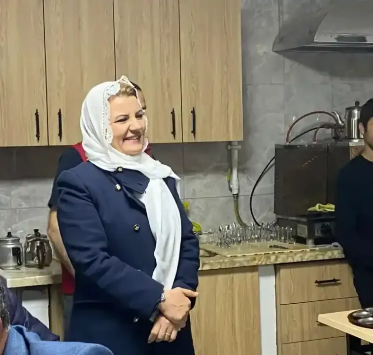 Başkan Hürriyet, güne Kuruçeşme Fatih Camii’nde başladı
