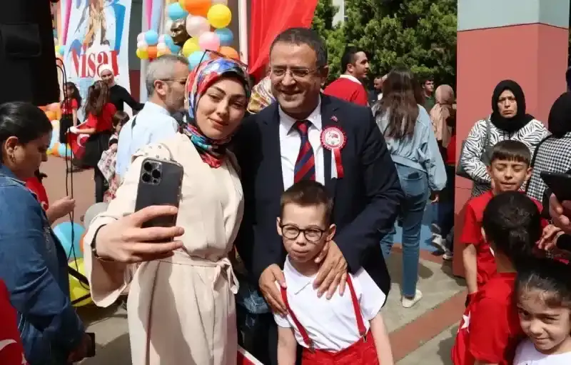 Derince’de 23 Nisan coşku ile kutlandı