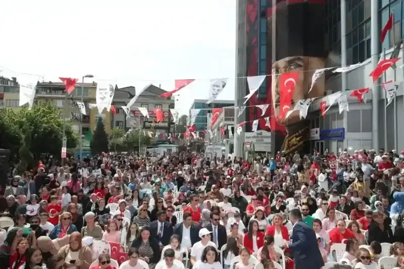 Hürriyet: 23 Nisan’ı kutlarken değerlerimizi gelecek nesillere aktarmalıyız 