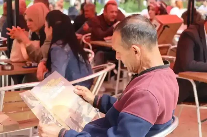 İzmit Kafası'nın yeni sayısı İzmitlilerle buluştu