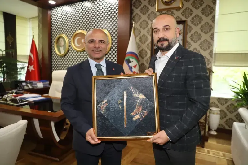 Başkan Söğüt’e MHP Kocaeli’den ‘hayırlı olsun’ ziyareti