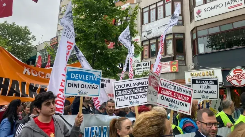 Kocaeli'de 1 Mayıs coşkusu: işçi ve emekçiler için yürüdüler!