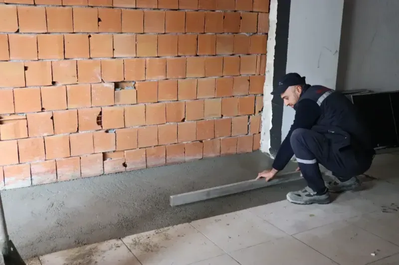 İzmit Belediyesi 2. Kent Lokantasında tadilat çalışmaları tüm hızıyla devam ediyor