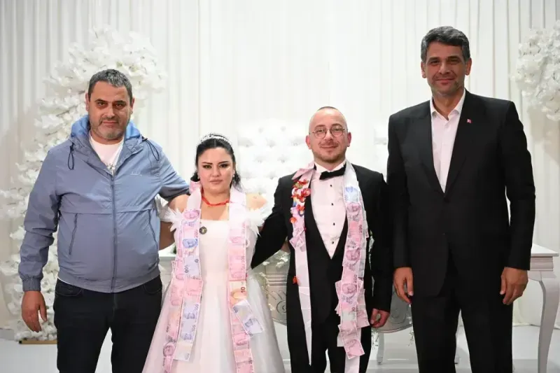Başkan Kocaman mutluluklara ortak oluyor