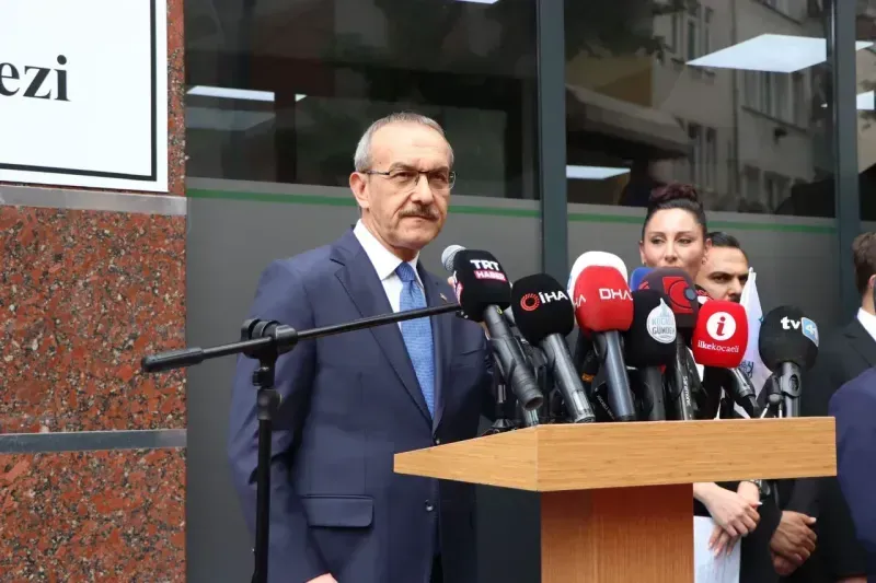 Açılışa Bakan Tunç katıldı: İzmit’te Üniversite Diş Hastanesi hizmete girdi