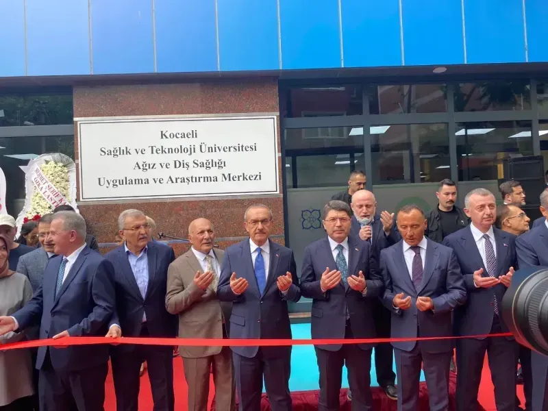 Açılışa Bakan Tunç katıldı: İzmit’te Üniversite Diş Hastanesi hizmete girdi