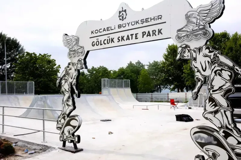 Büyükşehir'den Gölcük sahiline skate park