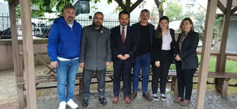 CHP İzmit’ten yeni muhtarlarla ilk temas