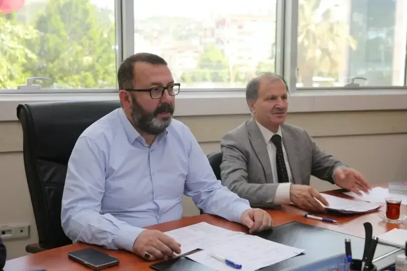 Kocaeli'deki 9 markete tarihi geçmiş ürünlerden ceza kesildi