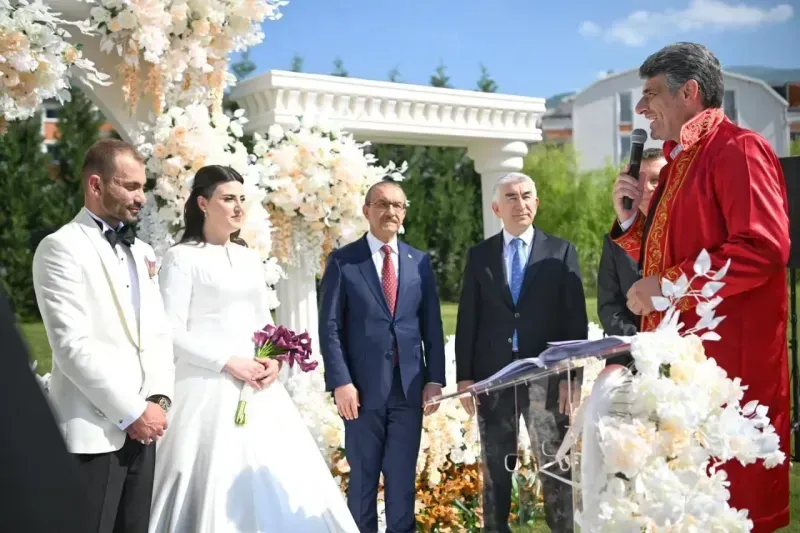 Başkan Kocaman cemiyetlerde