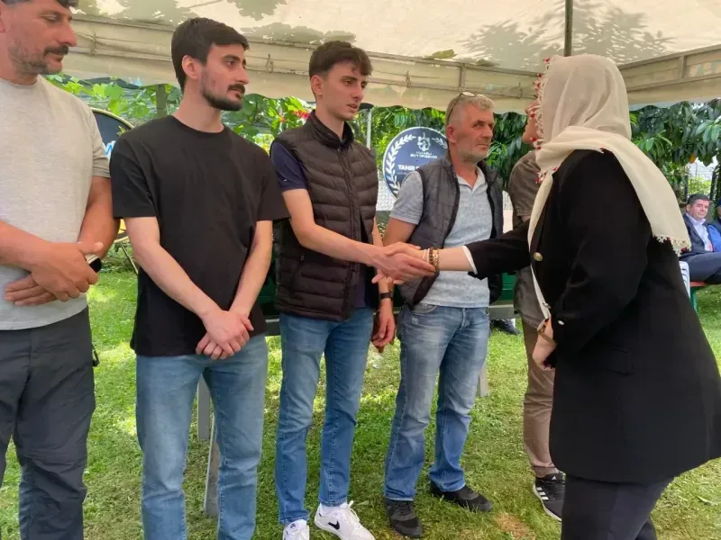Hürriyet Haydar Akar’ı acı gününde yalnız bırakmadı