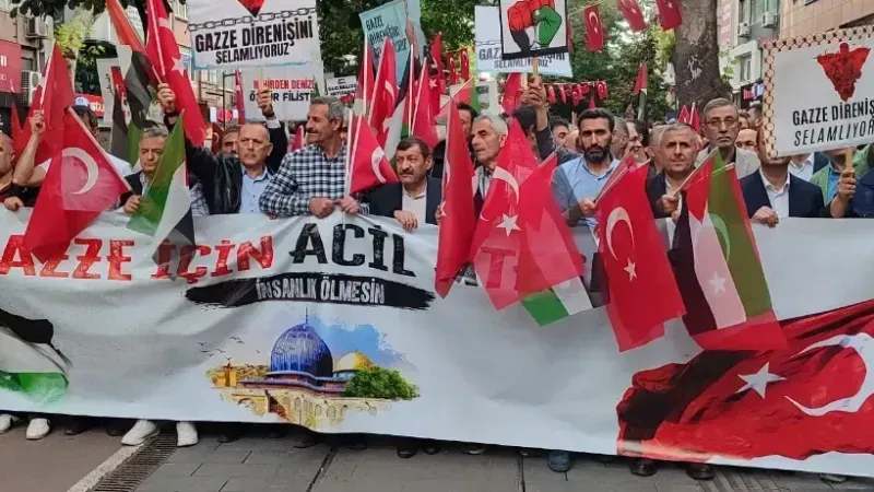 Kocaeli'de İsrail zulmüne karşı 