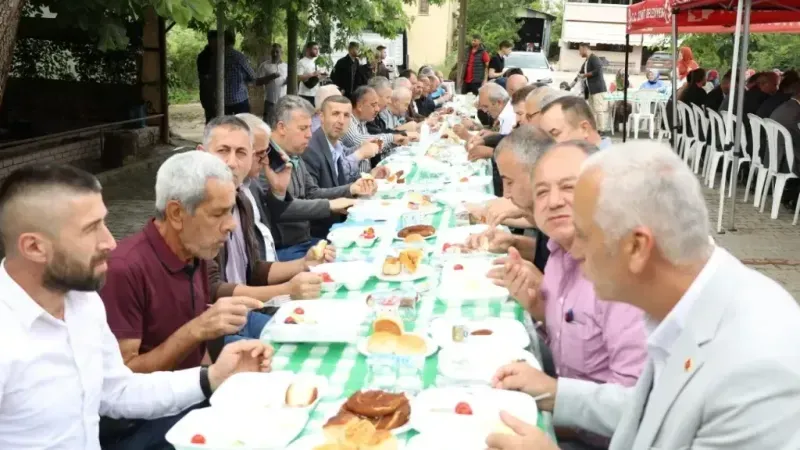 İzmit Belediyesi kırsal mahallelerin muhtarlarını dinledi