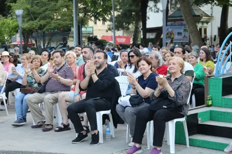 İzmit Belediyesi, Haziran’da ölümsüz şairleri andı