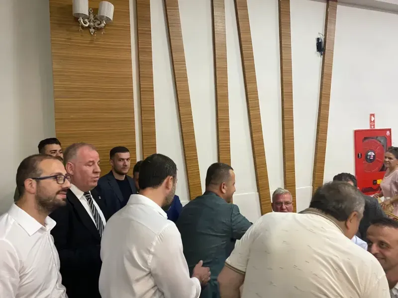 Tutuş’u sahadan çekebilene aşk olsun