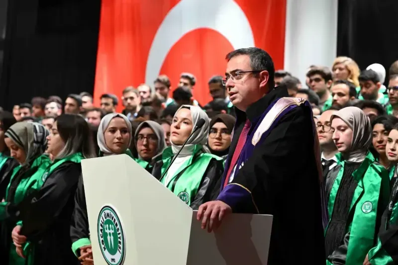 KOÜ'de Tıp Fakültesi mezuniyet töreni: Yeni hekimler göreve hazır