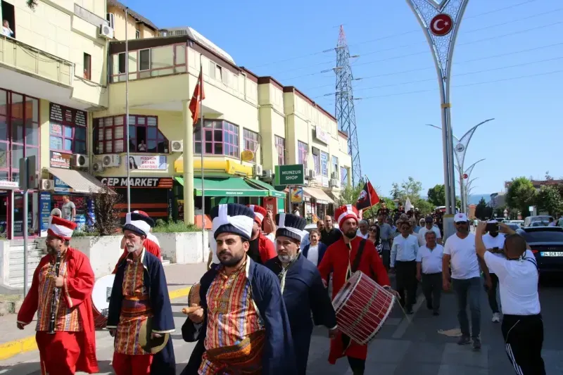 Derince'de 4. Geleneksel Cirit Şöleni büyük ilgi gördü