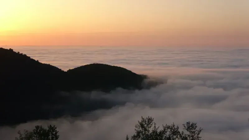 Kuzuyayla Tabiat Parkı'nda gün batımının büyüleyici manzarası