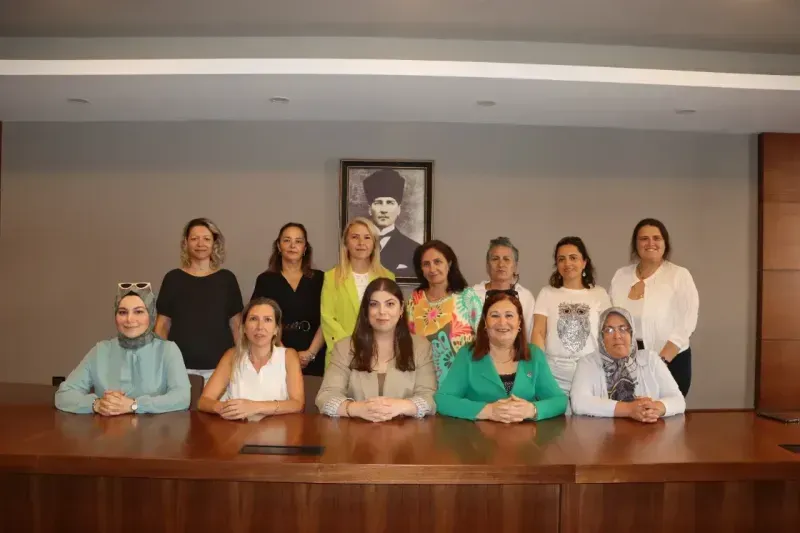 Merve Tüysüz CHP Kocaeli kadınlarına yeniden aday