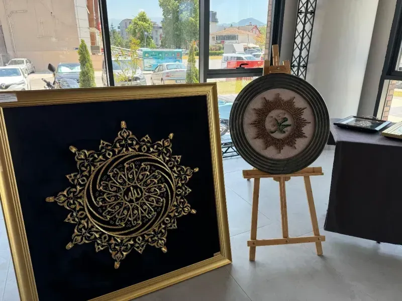 Başiskele Filografi kursiyerlerinin eserleri sergide