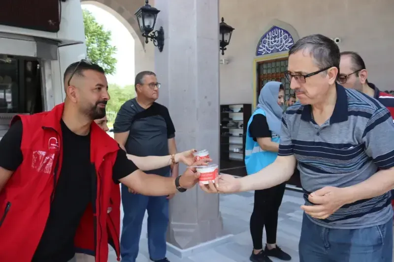 İzmit Belediyesi, cami buluşmalarına devam ediyor