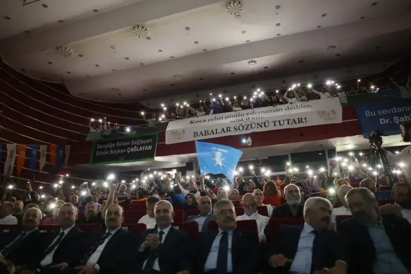 AK Parti Gebze’de 1.000 yeni üyeli danışma