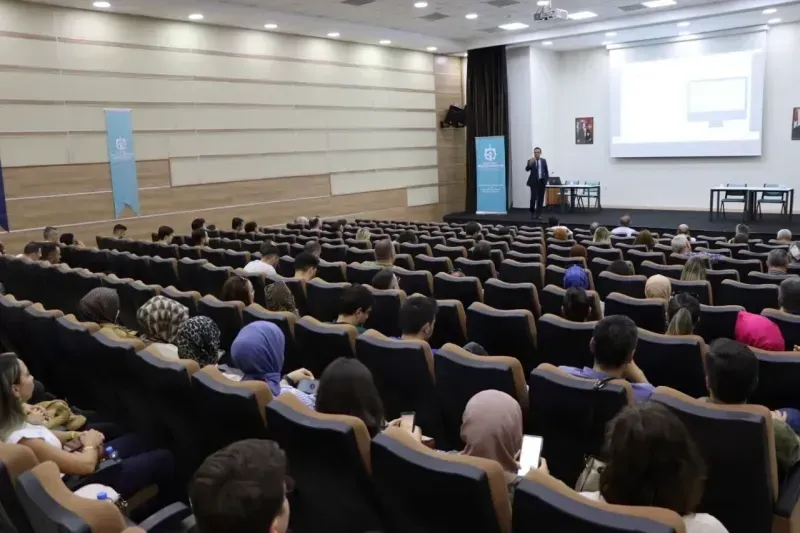 Büyükşehir personeline Arşiv Mevzuatı Eğitimi