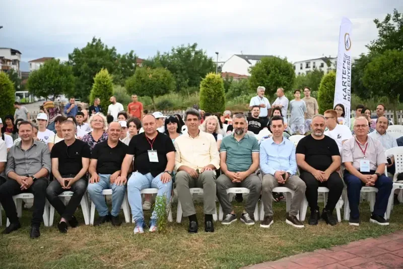 Balkan renkleri Kartepe'de buluştu