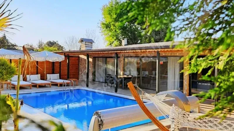 Kartepe'de 100 milyon TL'ye satılık butik otel!
