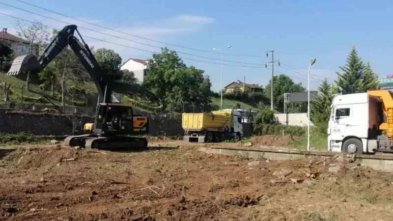 Başiskele’de D-130 Karayolu üzerine yeni durak cebi