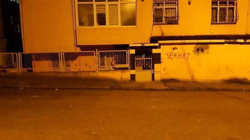 İki çocuğunu öldüren baba hastanede tedavi altına alındı