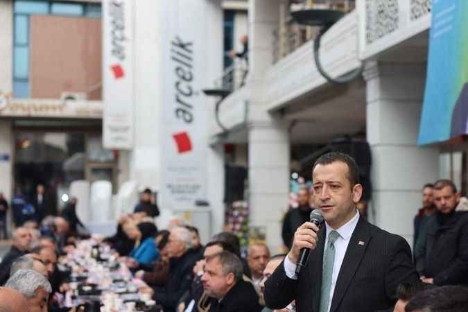 Büyükakın ve Tutuş'tan Belsa sokağında esnaf buluşması