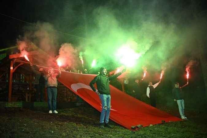 Kocaman’a meşaleli karşılama