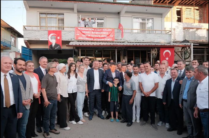 Yıldızlı sözünü tuttu, Özel Şaban Amcayı ziyaret etti