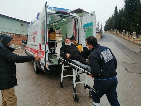 Kazanın şokunu atlatamayan genç hastaneye kaldırıldı
