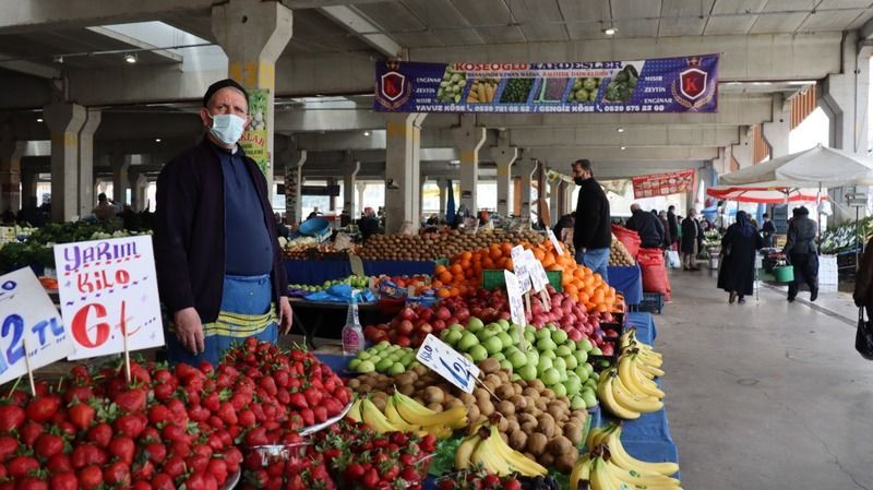 Ramazan alışverişine çıkan vatandaşlar fiyatlardan şikayetçi