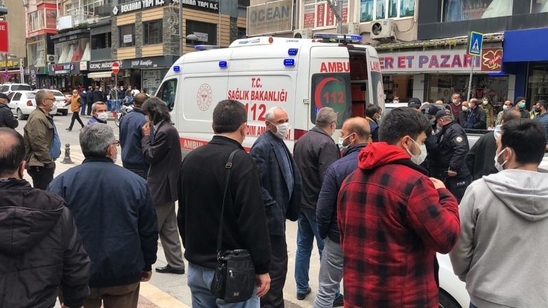 İzmit’te iki grup birbirine girdi